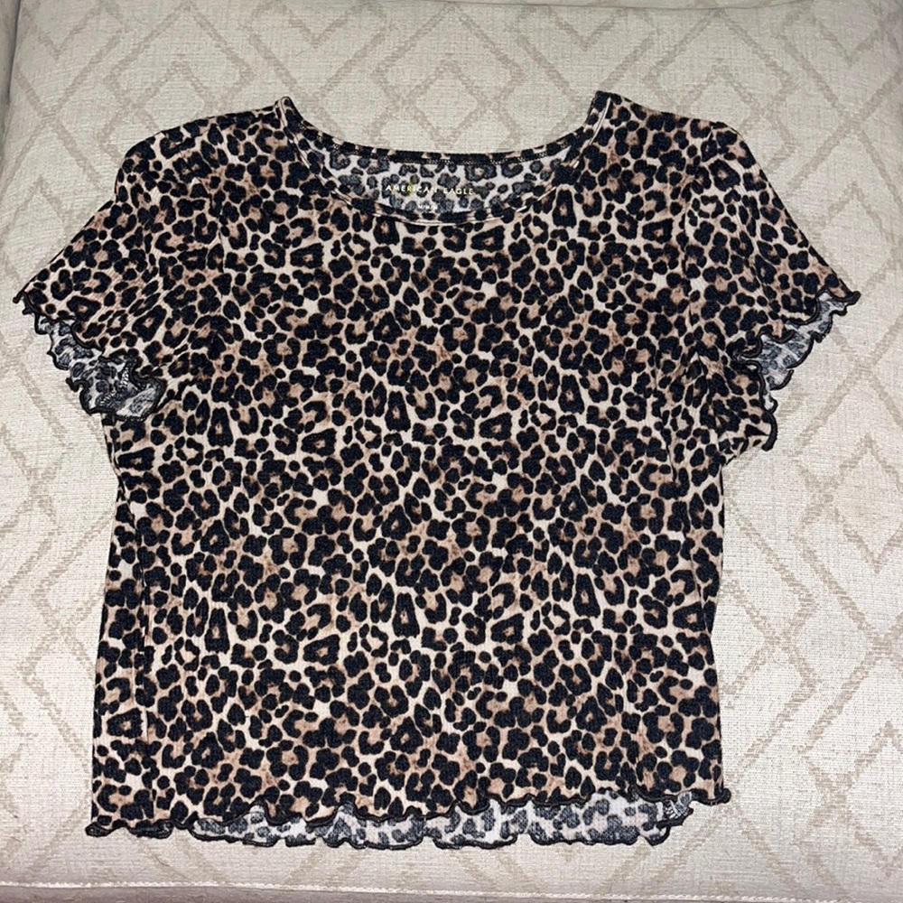 Medium American eagle shirt